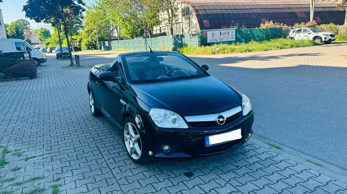 Gebraucht Opel Tigra 125 PS (91 kW) 2007 Schwarz Cabrio