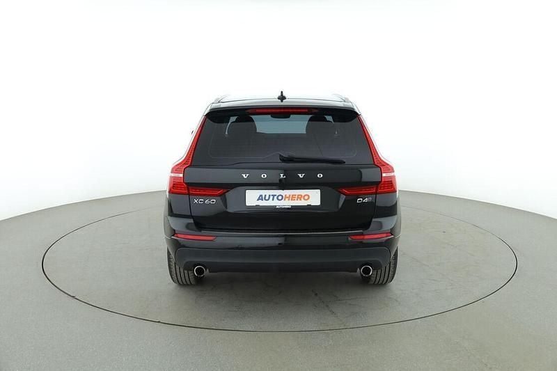 Gebraucht Volvo XC60 Momentum 190 PS (139 kW) 2017 Schwarz SUV