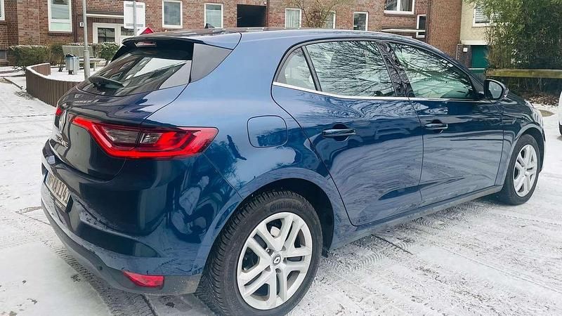Gebraucht Renault Mégane IV Experience 132 PS (97 kW) 2016 Kleinwagen