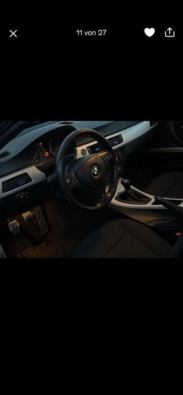 Gebraucht BMW 320 170 PS (125 kW) 2009 Blau Limousine