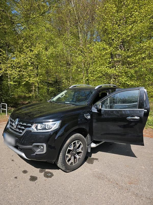 Second-hand Renault Alaskan 190 CP (139 kW) 2019 Negru Pickup