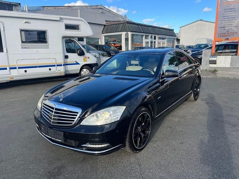 Schwarz Gebraucht 2010 Mercedes S350 Limousine | 11.950 € (Fairer Preis) - Bild 1/4