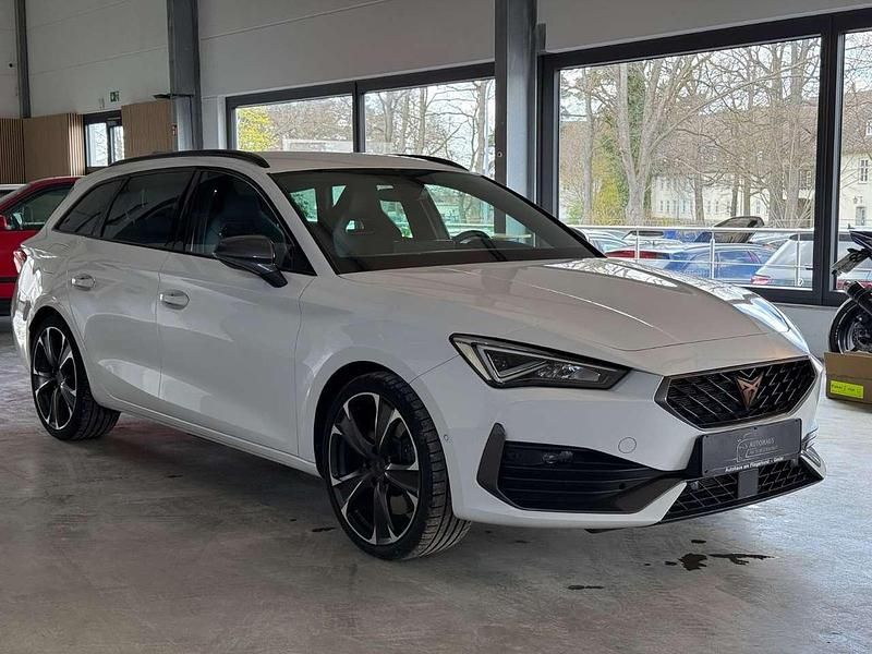 Gebraucht Cupra Leon VZ 245 PS (180 kW) 2023 Weiß Kombi