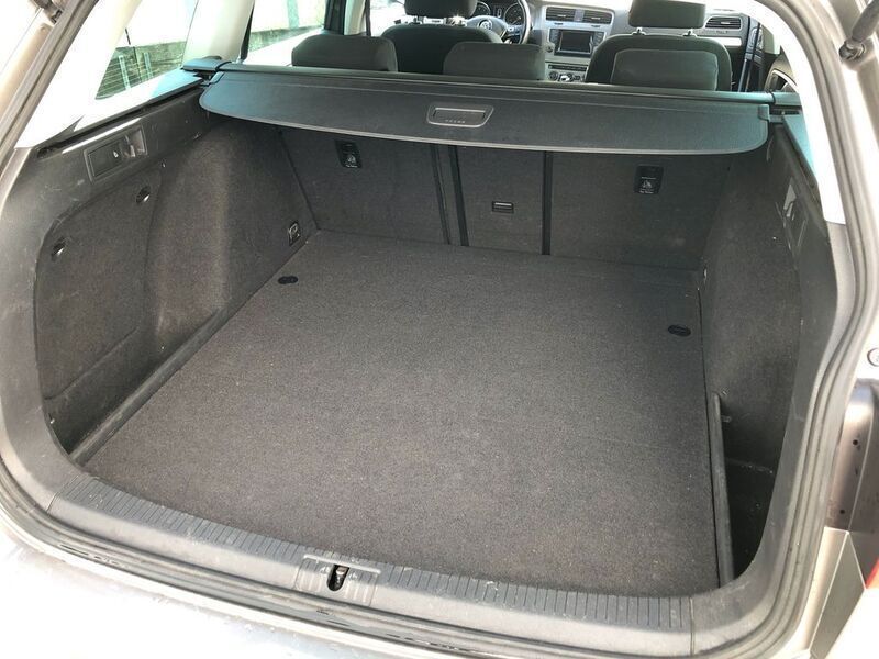 Gebraucht VW Golf VII Comfortline 110 PS (80 kW) 2015 Grau Kombi