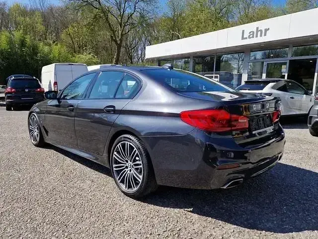 Gebraucht BMW 530e M Sport 184 PS (135 kW) 2019 Grau Limousine