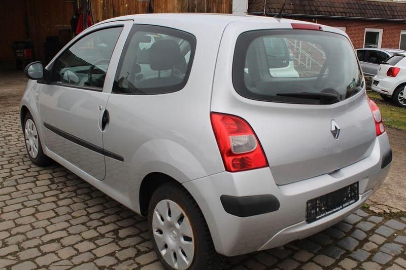 Gebraucht Renault Twingo Authentique 58 PS (42 kW) 2007 Silber Kleinwagen