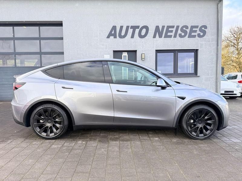 Gebraucht Tesla Model Y 378 kW (514 PS) 2023 Silber SUV