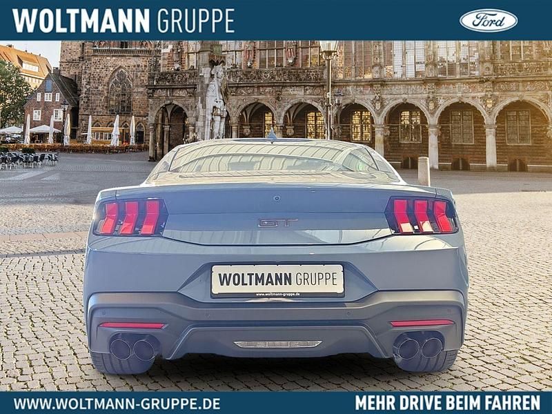Neu Ford Mustang Fastback 446 PS (328 kW) 2025 Vapor blue/whisper blue Coupé