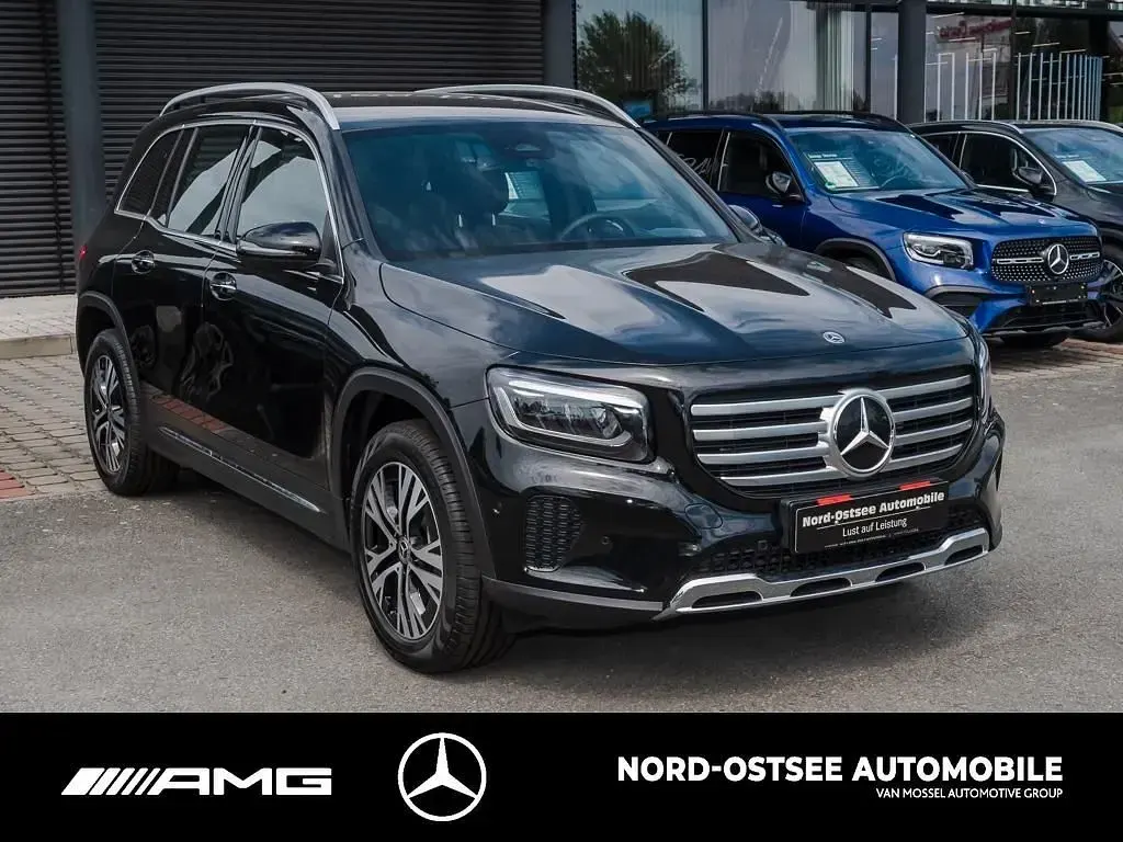 Gebraucht Mercedes GLB200 Progressive 150 PS (110 kW) 2025 Schwarz SUV