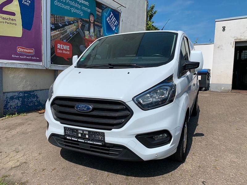 Gebraucht Ford Transit Custom Trend 105 PS (77 kW) 2020 Weiß Van / Kleinbus