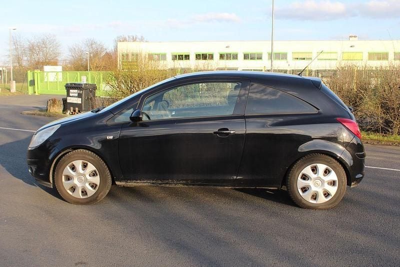 Gebraucht Opel Corsa Selection 69 PS (50 kW) 2011 Silber Kleinwagen