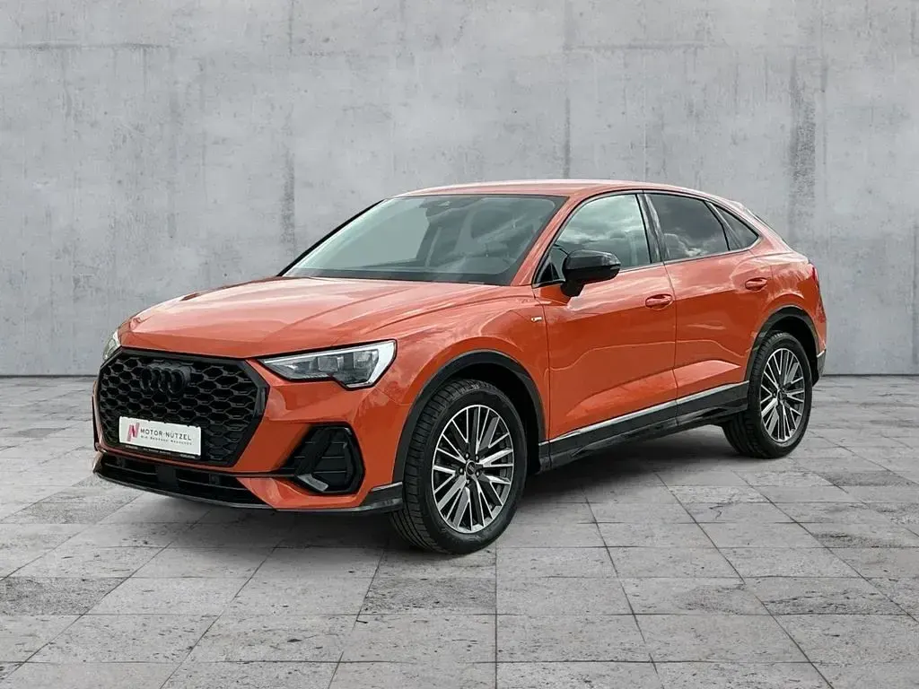Gebraucht Audi Q3 Sportback S-Line 150 PS (110 kW) 2023 Orange SUV