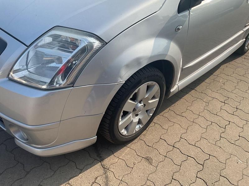 Gebraucht Citroën C2 73 PS (53 kW) 2005 Grau Kleinwagen