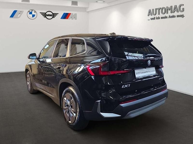 Gebraucht BMW iX 230 kW (313 PS) 2023 Schwarz uni SUV