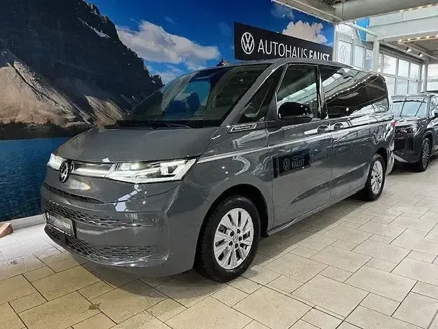 Używany VW Multivan Style 204 KM (150 kW) 2024 Szary Minivan