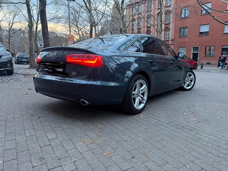Gebraucht Audi A6 256 PS (188 kW) 2013 Blau Limousine