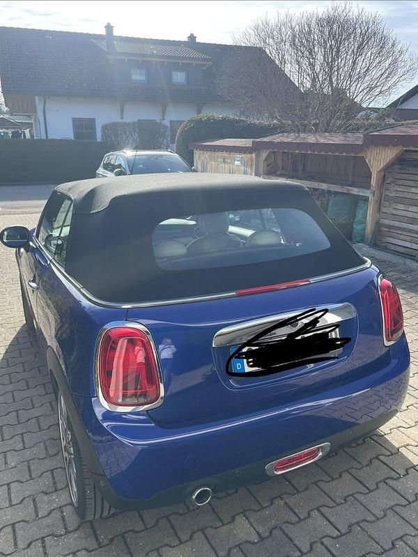 Gebraucht Mini Cooper 136 PS (100 kW) 2018 Blau Kleinwagen