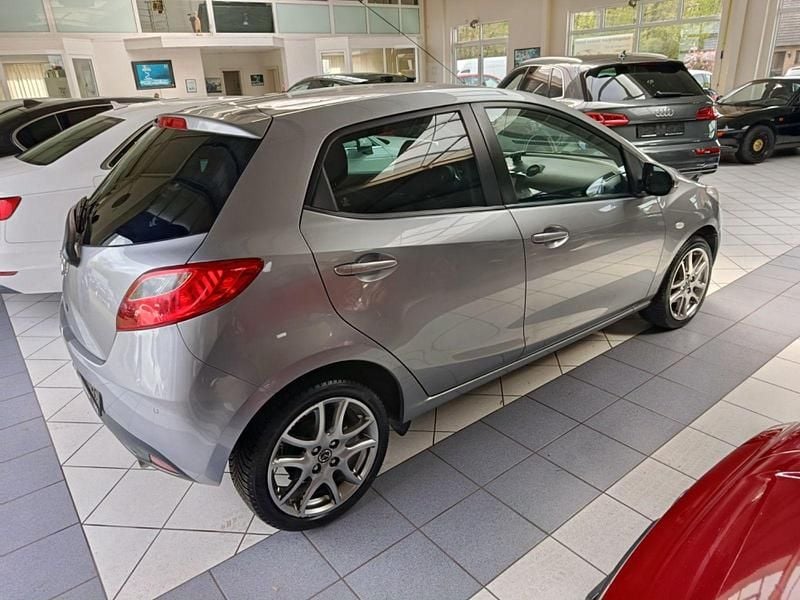 Second-hand Mazda 2 Sendo 84 CP (61 kW) 2014 Gri Hatchback