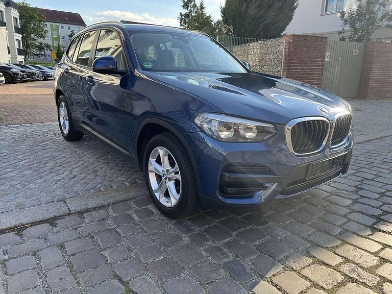 Gebraucht BMW X3 Advantage 190 PS (139 kW) 2017 Phytonicblau SUV