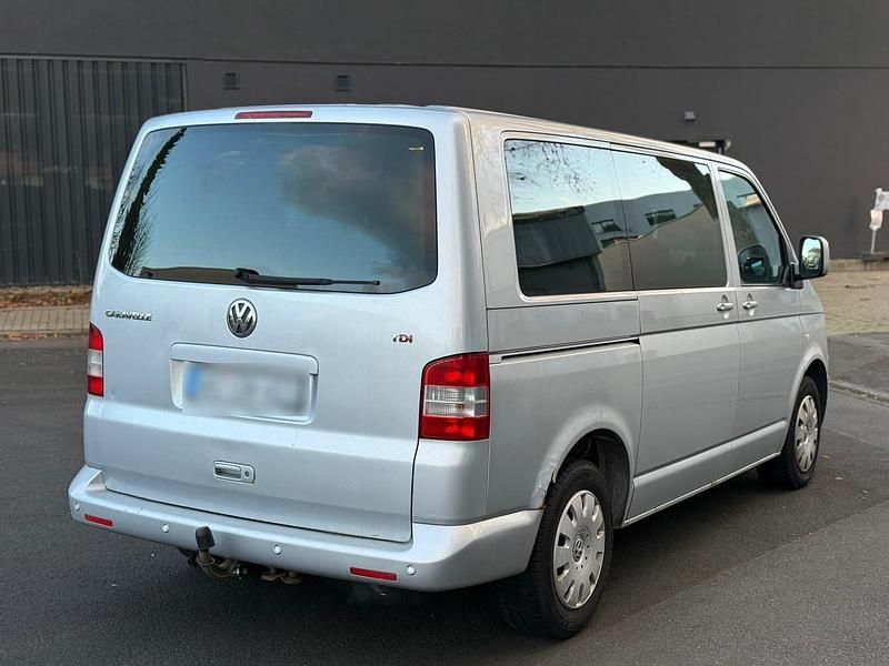 Gebraucht VW T5 131 PS (96 kW) 2006 Silber Van