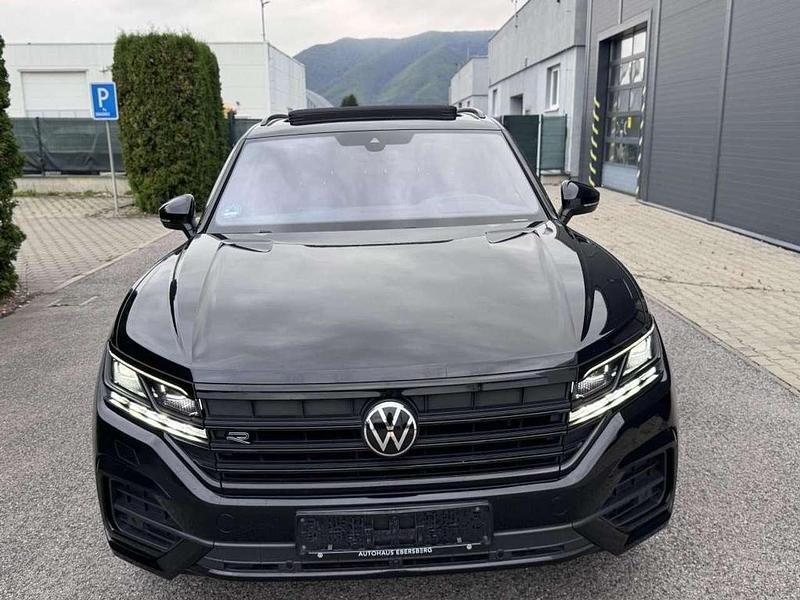 Schwarz Gebraucht 2022 VW Touareg R-line SUV | 46.000 € (Fairer Preis) - Bild 1/4