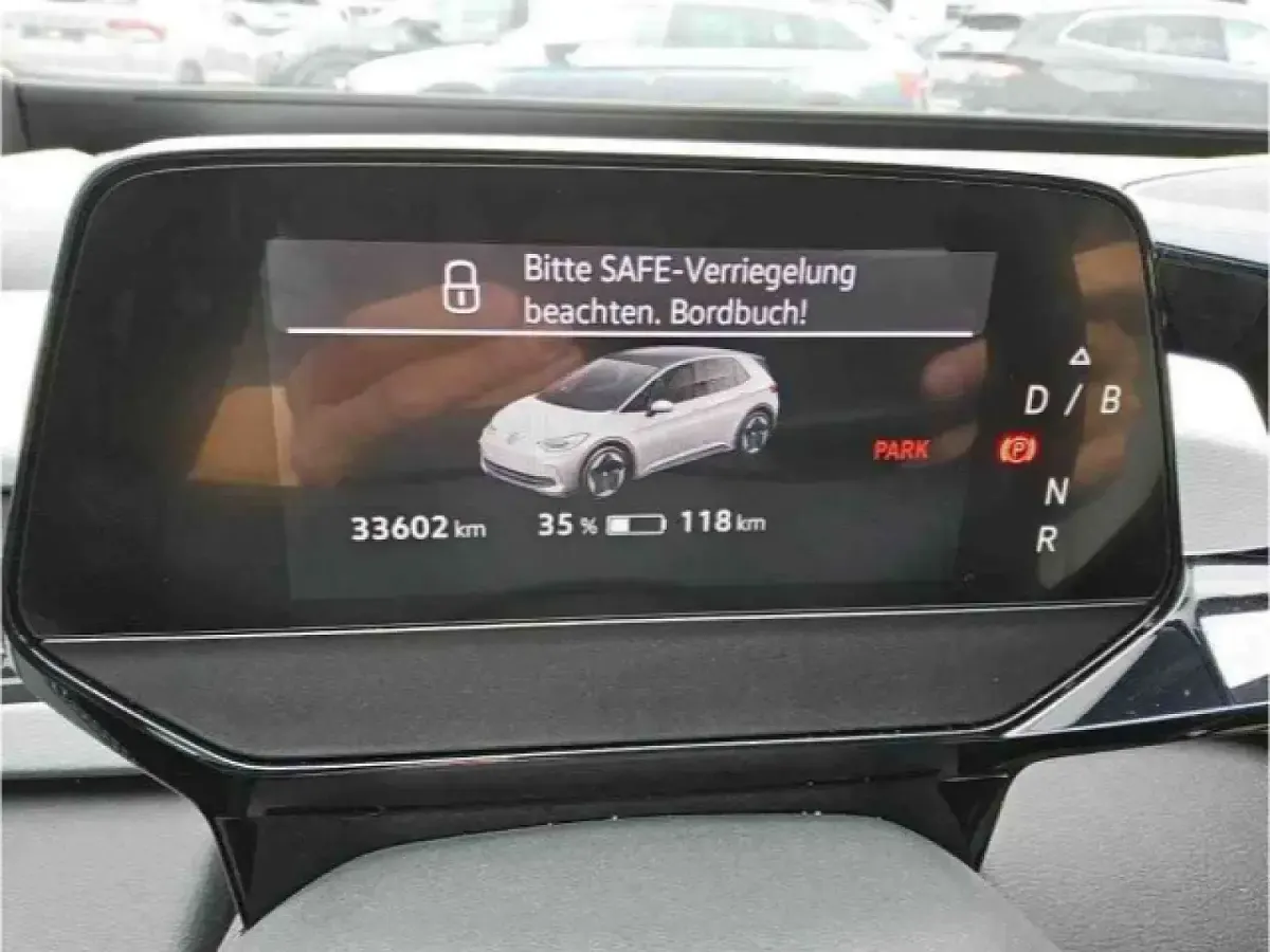 Gebraucht VW ID.3 Pro 150 kW (204 PS) 2024 Schwarz Kleinwagen