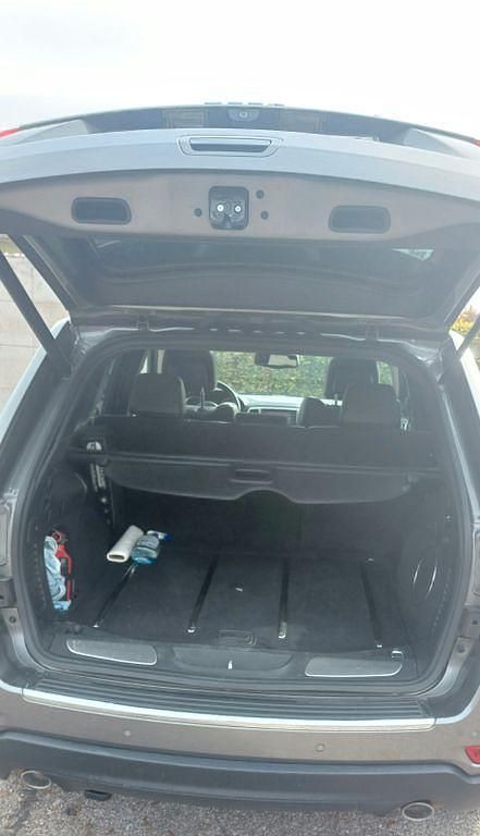 Gebraucht Jeep Grand Cherokee Overland 241 PS (177 kW) 2012 Grau SUV