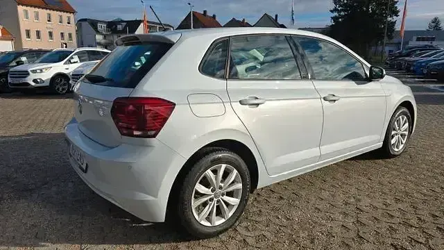 Gebraucht VW Polo Highline 116 PS (85 kW) 2018 Weiß Kleinwagen