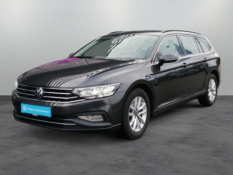 Gebraucht VW Passat Business 150 PS (110 kW) 2022 Grau Kombi