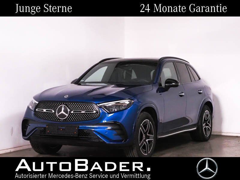 970 lack spektralblau (metallic) Gebraucht 2024 Mercedes GLC300e AMG SUV | 68.985 € (Teuer) - Bild 1/4