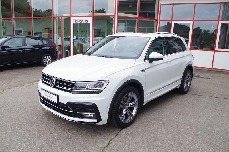 Pure white Gebraucht 2019 VW Tiguan Comfortline SUV | 23.990 € (Teuer) - Bild 1/4