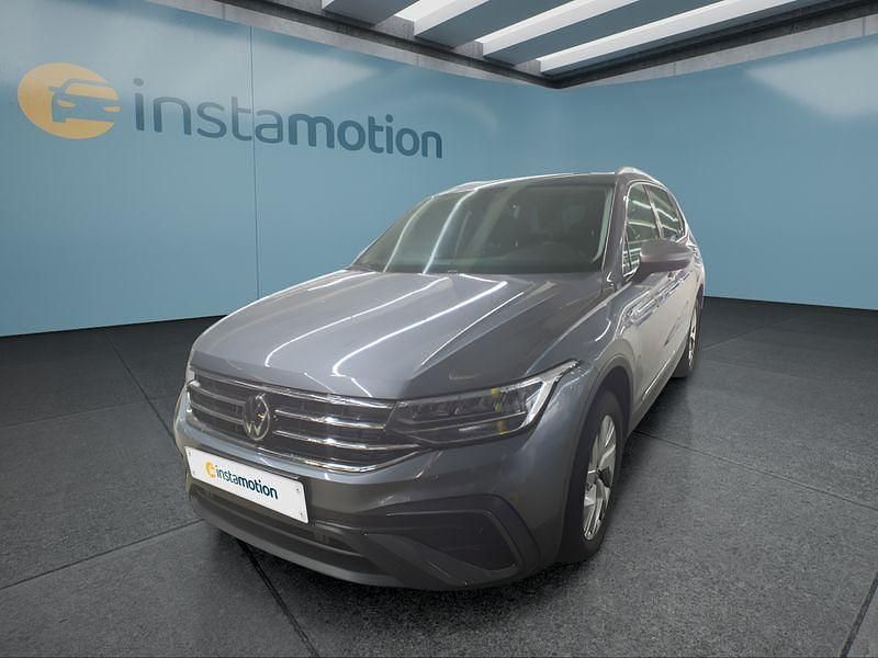 Grau Gebraucht 2024 VW Tiguan SUV | 32.649 € (Guter Preis) - Bild 1/4