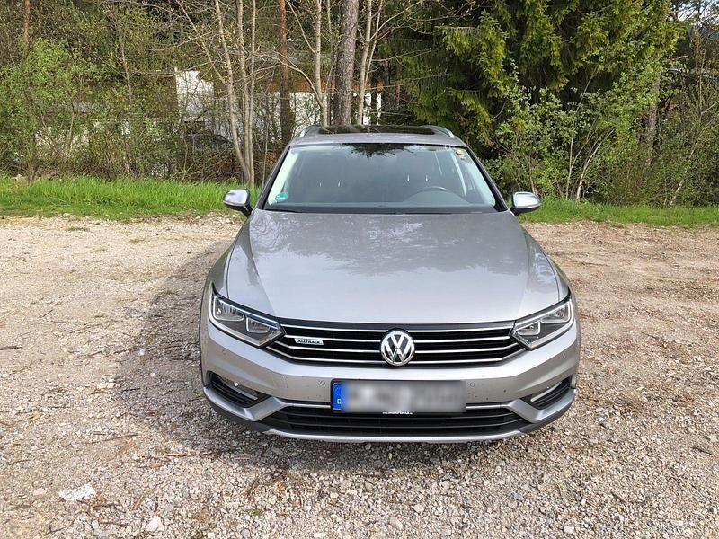 Gebraucht VW Passat Alltrack 190 PS (139 kW) 2017 Silber Kombi