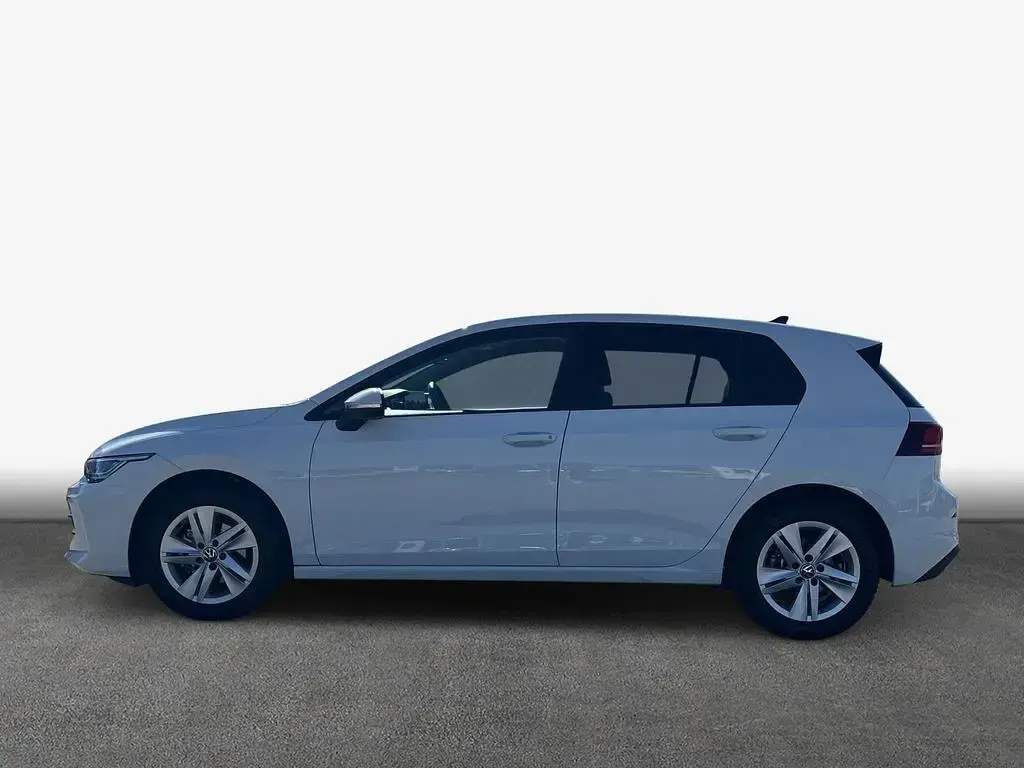 Gebraucht VW Golf VIII Life 150 PS (110 kW) 2024 Weiß Limousine
