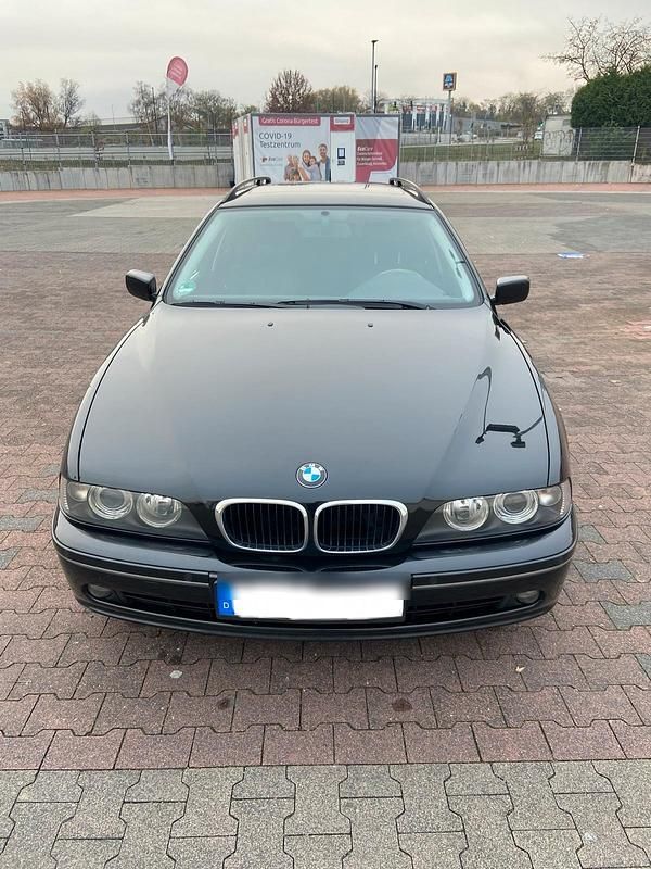 Gebraucht BMW 530 193 PS (141 kW) 2003 Schwarz Kombi
