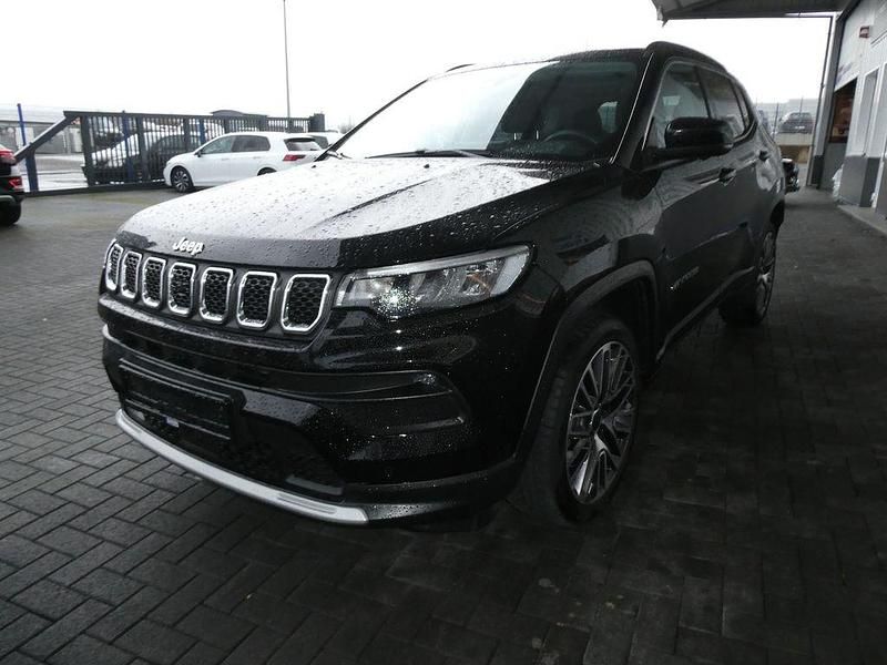Gebraucht Jeep Compass Altitude 131 PS (96 kW) 2024 Schwarz SUV