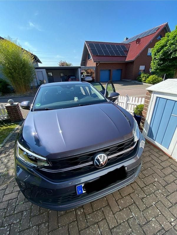 Gebraucht VW Taigo 95 PS (69 kW) 2024 Grau SUV