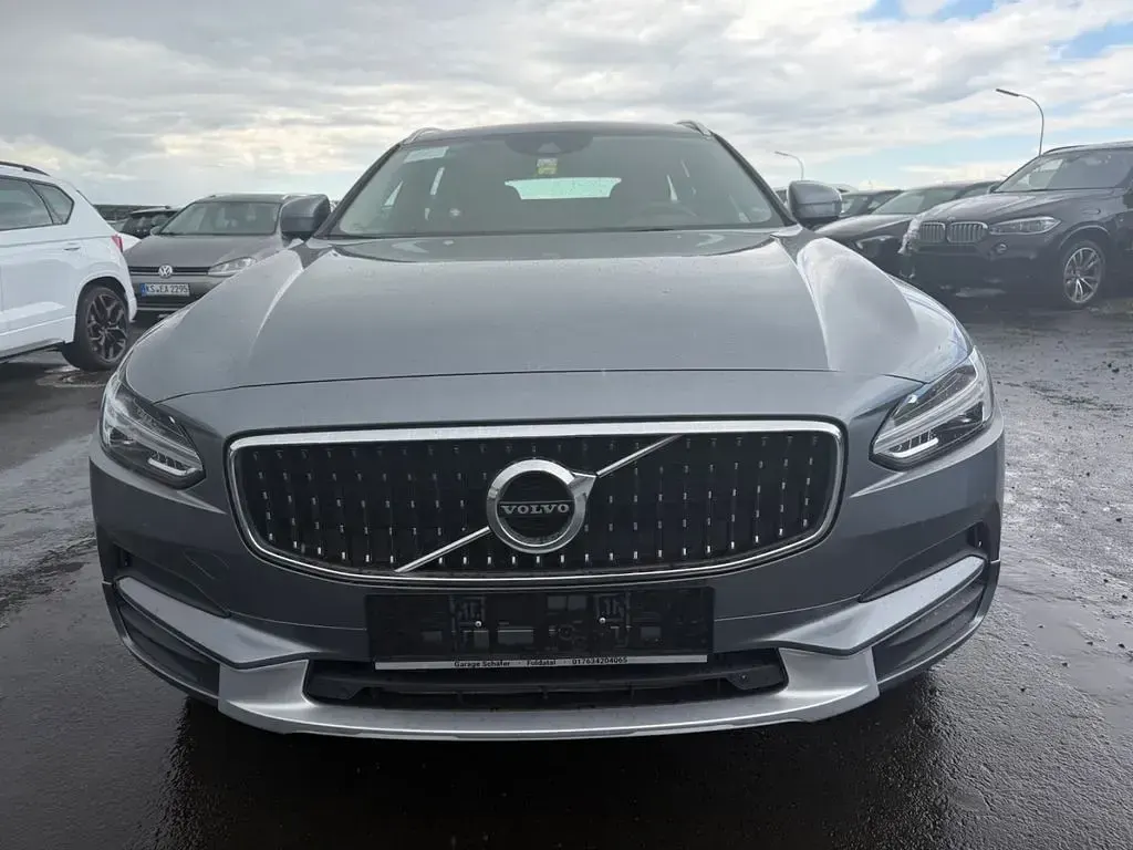 Gebraucht Volvo V90 CC 190 PS (139 kW) 2018 Grau Kombi