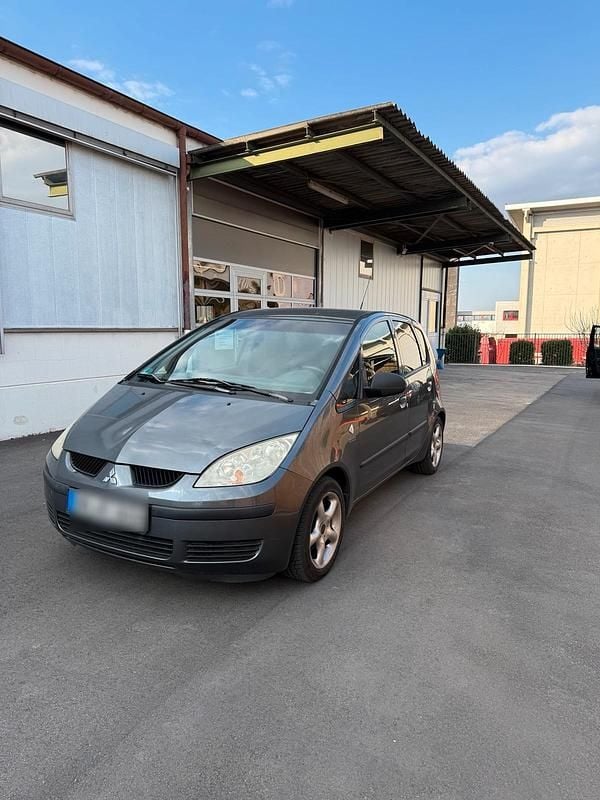 Gebraucht Mitsubishi Colt 95 PS (69 kW) 2005 Grau Kleinwagen
