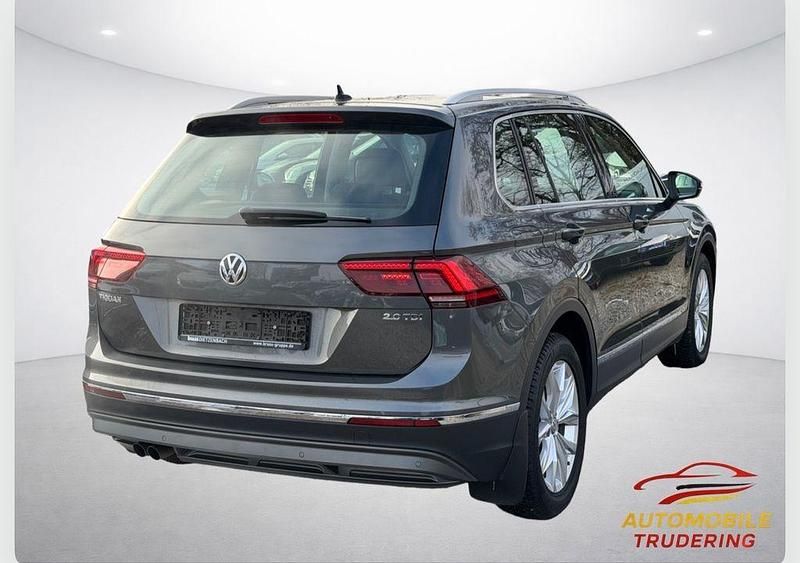 Gebraucht VW Tiguan Highline 150 PS (110 kW) 2017 Grau SUV