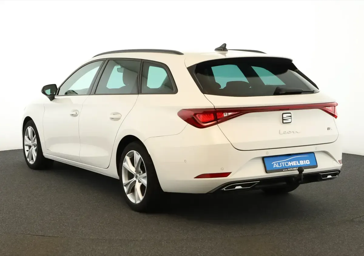 Gebraucht Seat Leon FR 150 PS (110 kW) 2023 Candyweiss