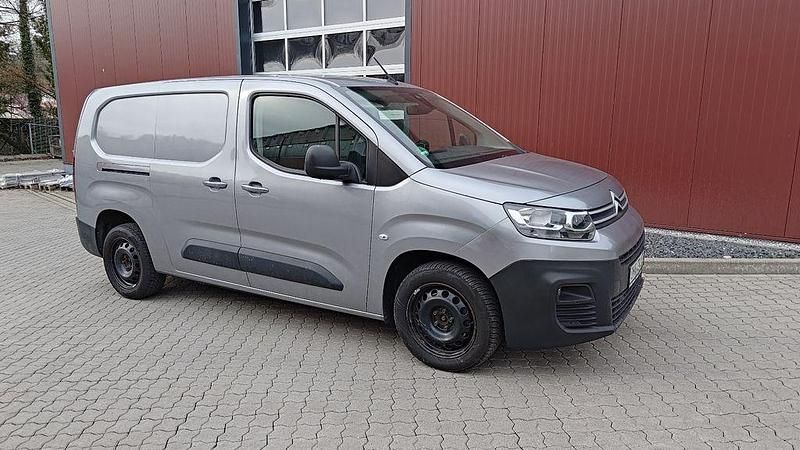 Gebraucht Citroën Berlingo 131 PS (96 kW) 2019 Silber Van / Kleinbus