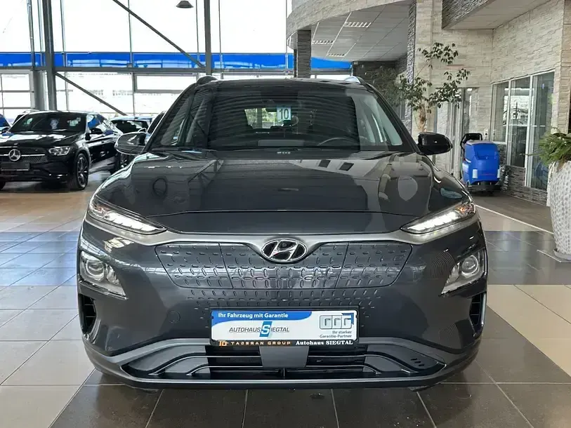 Gebraucht Hyundai Kona Advantage 100 kW (136 PS) 2021 Schwarz SUV
