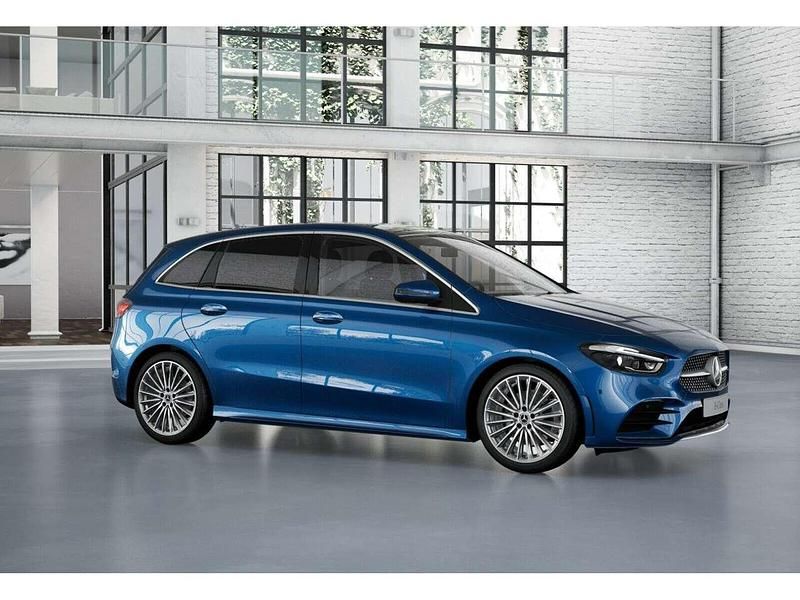 Gebraucht Mercedes B220 AMG 190 PS (139 kW) 2024 Blau Van / Kleinbus