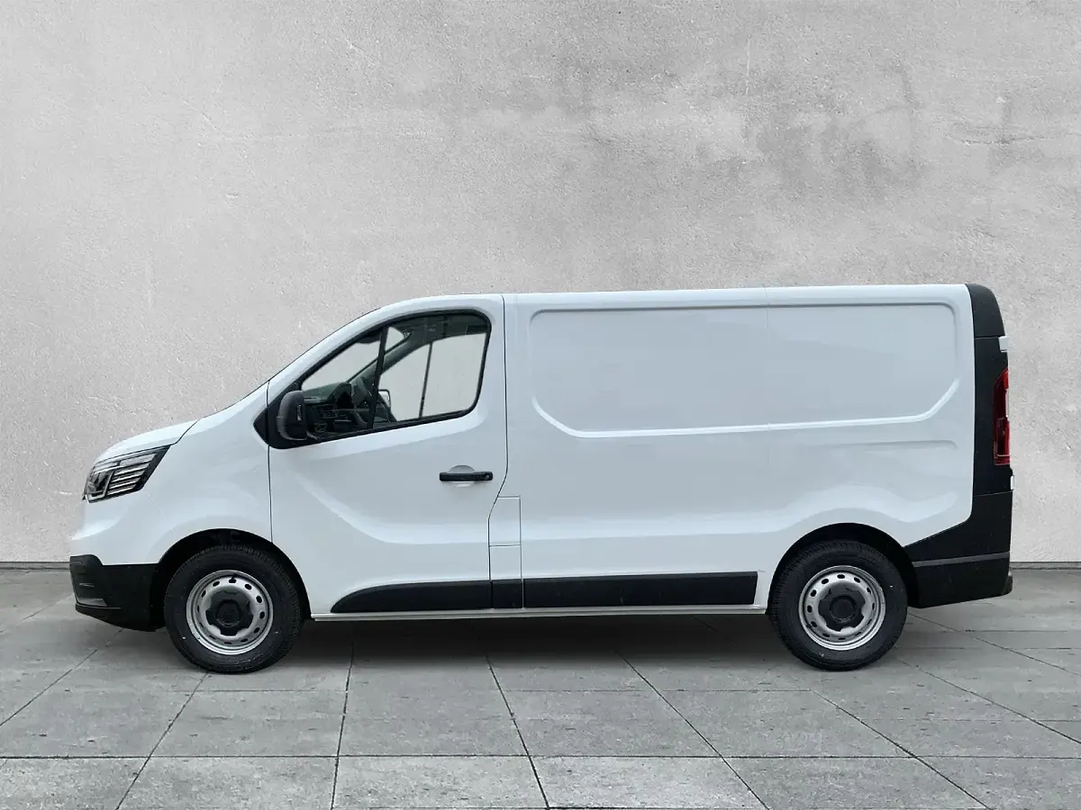 Neu Renault Trafic Komfort 131 PS (96 kW) 2025 Weiß Van / Kleinbus