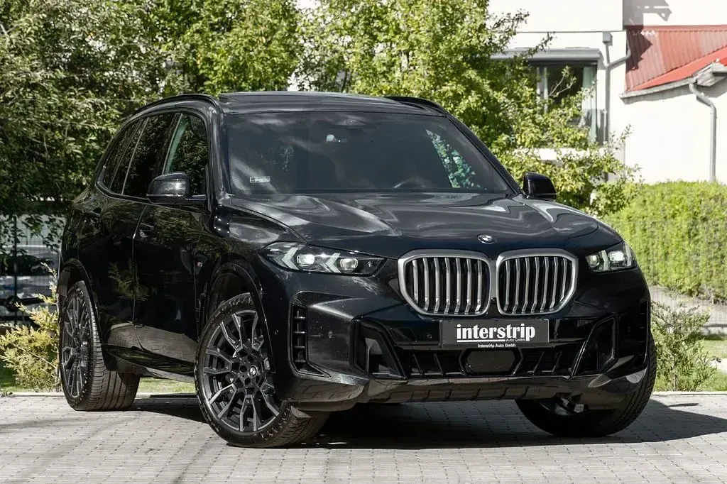 Gebraucht BMW X5 M Sport 298 PS (219 kW) 2025 Schwarz SUV
