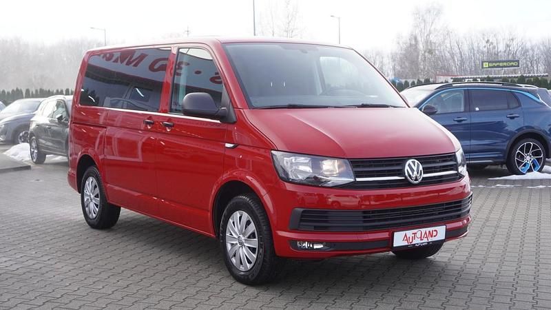 Second-hand VW Multivan 150 CP (110 kW) 2018 Roșu Monovolum