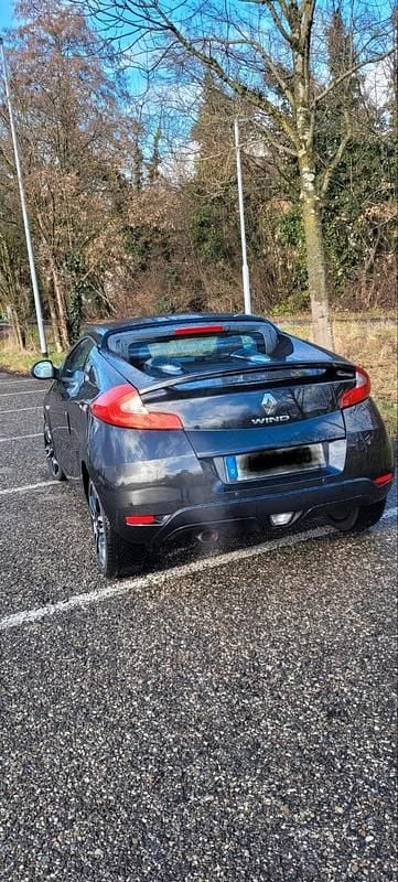 Gebraucht Renault Wind 133 PS (97 kW) 2011 Cabrio