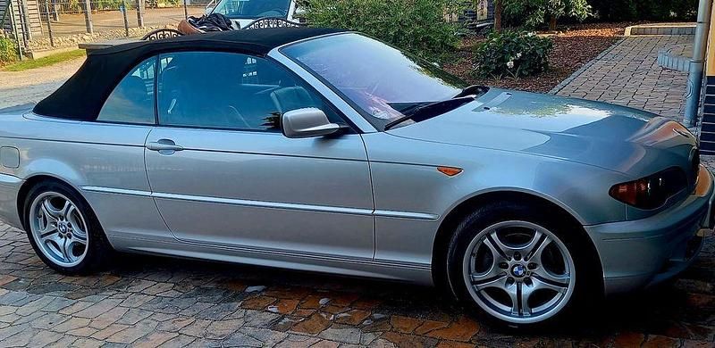 Silber Gebraucht 2003 BMW 318 Cabriolet Performance Cabrio | 6.999 € (Fairer Preis) - Bild 1/4