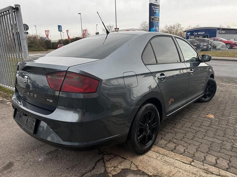 Gebraucht Seat Toledo 4You 86 PS (63 kW) 2015 Grau Limousine